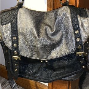 Messenger bag